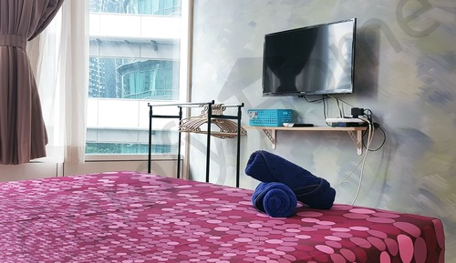 Signature Room, 1 Queen Bed, City View