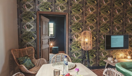 Standard Suite (Bohemian)