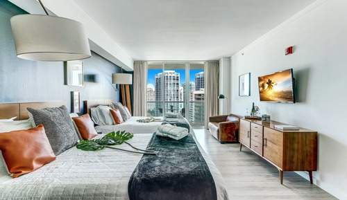 Double Bay Studio Sleeps 4 in Coconut Grove