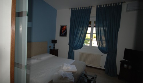 Double Room (Azzurra)