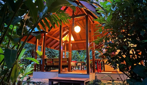 Luxury Villa, Private Pool, Garden Area
