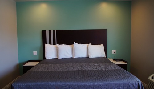 Deluxe Room, 1 King Bed, Non Smoking