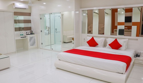 Luxury Suite