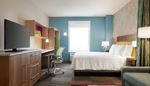 Studio, 1 Queen Bed, Accessible, Bathtub (Mobility & Hearing)
