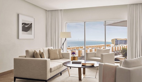 Suite, 1 King Bed