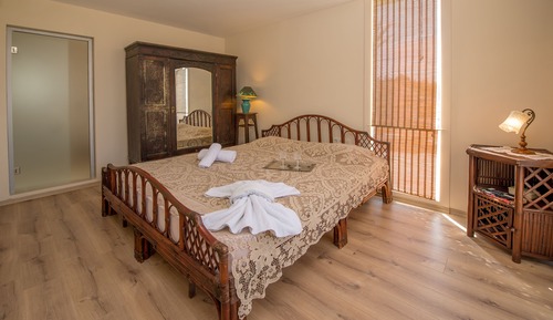 Deluxe Suite, Balcony, Sea View (09)