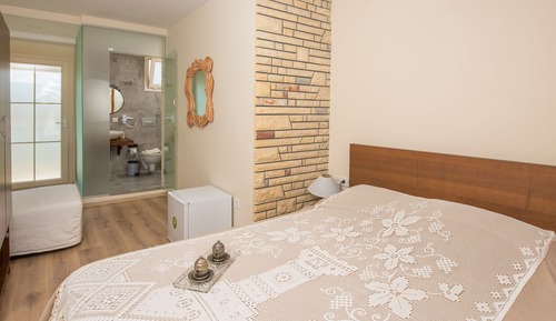 Standard Room, 1 Double Bed, Balcony, Sea Facing (10)