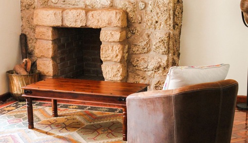 Comfort Suite, 1 King Bed, Fireplace, Garden View