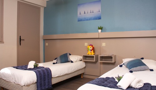 Room, Multiple Beds, Connecting Rooms