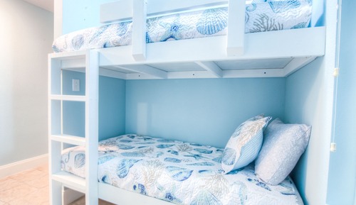 Condo, 3 Bedrooms (1238)