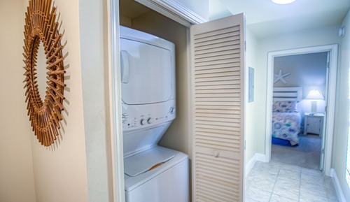Condo, 2 Bedrooms (1032)