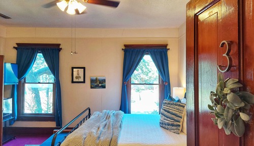 Signature Room, 1 King Bed