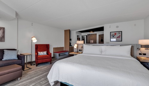 Premium Room, 1 King Bed