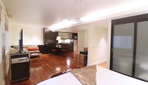 Executive Studio Suite