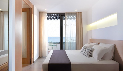 Junior Suite, Sea View (open plan)
