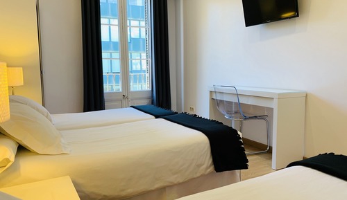 Triple Room, Shared Bathroom