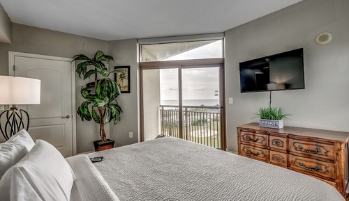 419 Palmetto Oceanfront Four Bedroom Luxury Condo