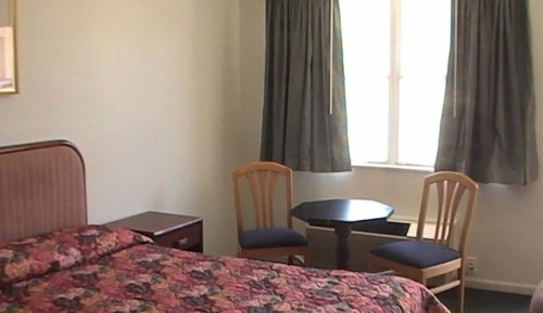 Room, 1 King Bed, Non Smoking, Refrigerator & Microwave