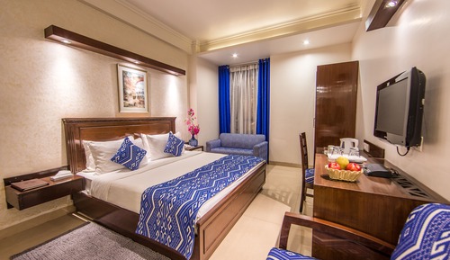 Deluxe Suite