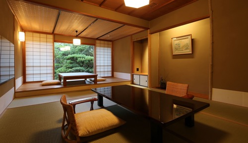 Room with Open-Air Bath, Sakura