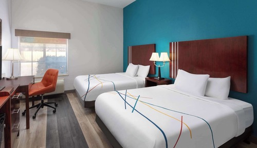 Room, 2 Queen Beds, Accessible, Non Smoking (Mobility Accessible)