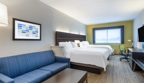 Suite, 2 Queen Beds (Additional Living Area)