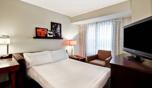 Suite, 1 Bedroom (Hearing Accessible)