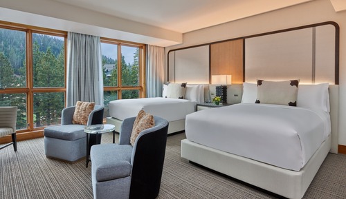 Room, 2 Queen Beds, Fireplace, Mountain View