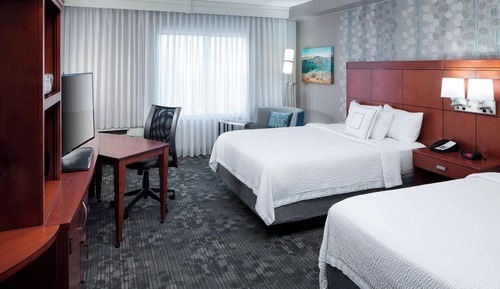 Room, 2 Queen Beds (Mobility/Hearing Accessible, Tub)