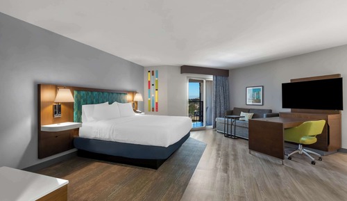 Executive Studio Suite