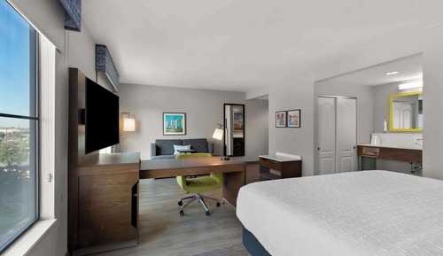 Signature Studio Suite