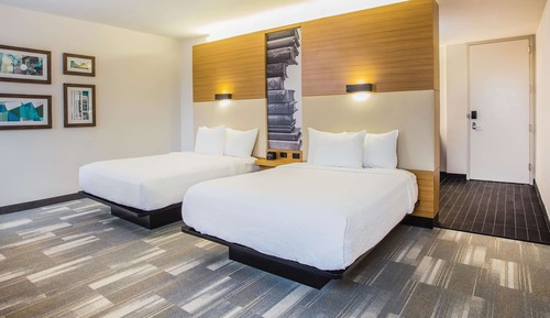 Room, 2 Queen Beds, Mobility Accessible, Non Smoking (Hearing)