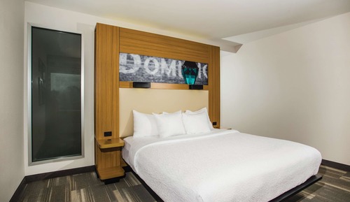Room, 1 King Bed, Non Smoking