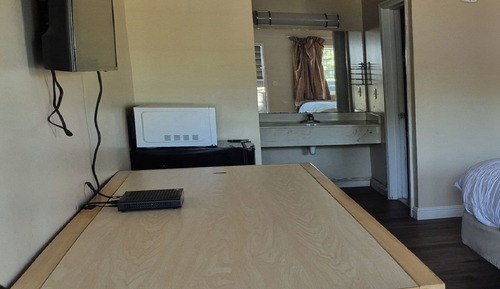 Standard Room, 1 King Bed, Non Smoking