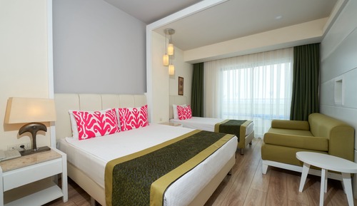 Standard Room (Sea & Pool side)