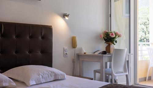 Double Room, Hill View