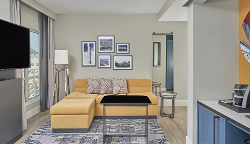 Room, 1 King Bed, Accessible, Bathtub