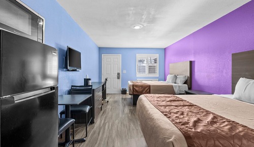 Standard Single Room, 2 Double Beds, Non Smoking