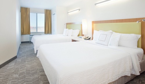 Suite, Multiple Beds (Mobility/Hearing Accessible, Tub)