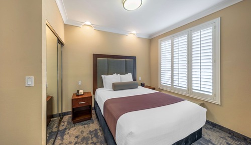 Suite, 1 Queen Bed, Accessible, Refrigerator & Microwave
