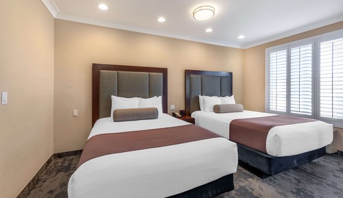 Suite, 2 Queen Beds, Non Smoking, Refrigerator & Microwave