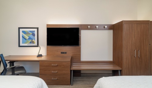 Standard Room, 2 Queen Beds (Extra Floor Space)