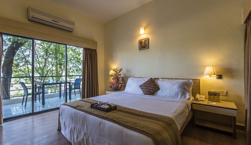 Semi Deluxe Room