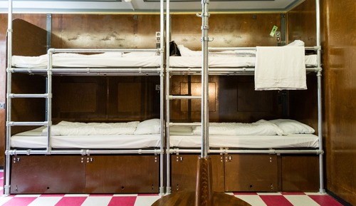 6 Bed Private Room With Shared Bathroom