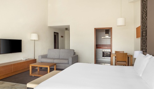 Studio (Apartment)