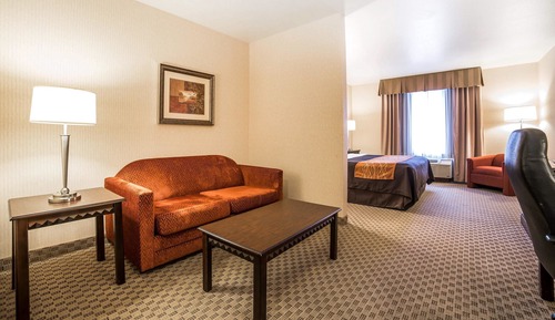Suite, 1 King Bed, Accessible, Non Smoking