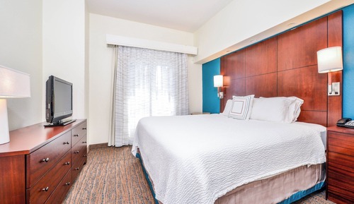Suite, 1 Bedroom, Non Smoking (Mobility/Hearing Accessible, Tub)