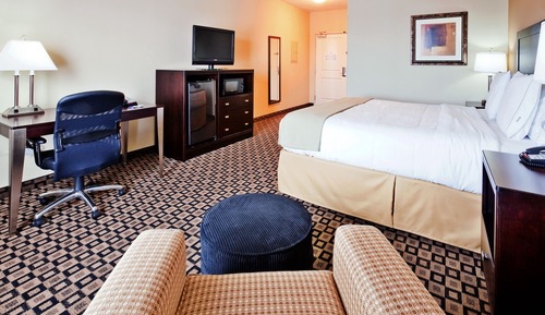 Standard Room, 1 King Bed