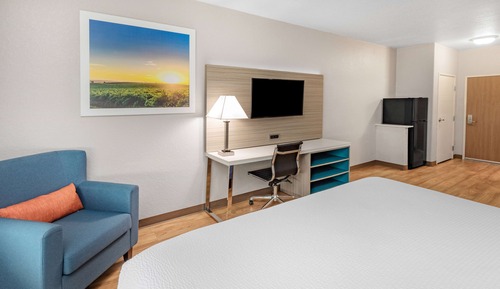 Room, 1 King Bed, Non Smoking