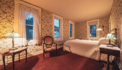 Double Room, Ensuite (Deluxe 1 Queen)